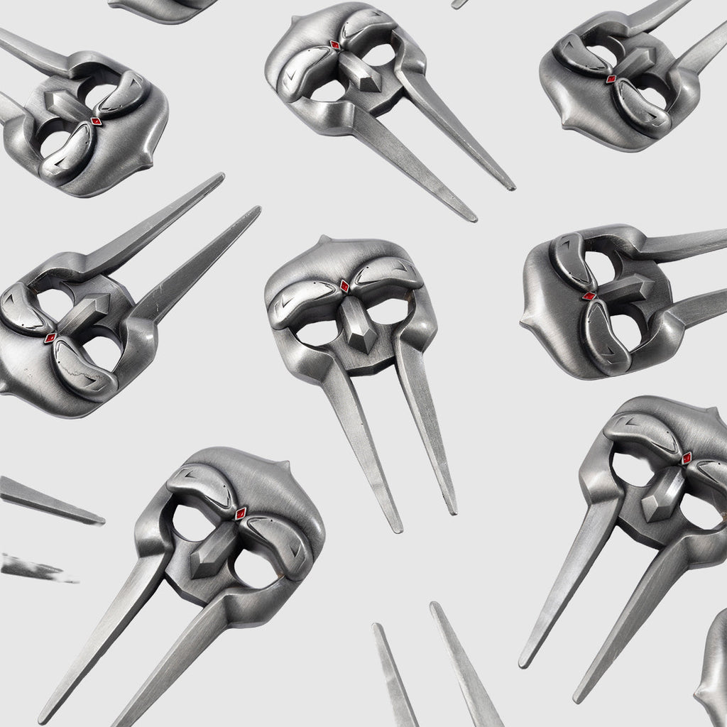 Gladiator Divot Tool