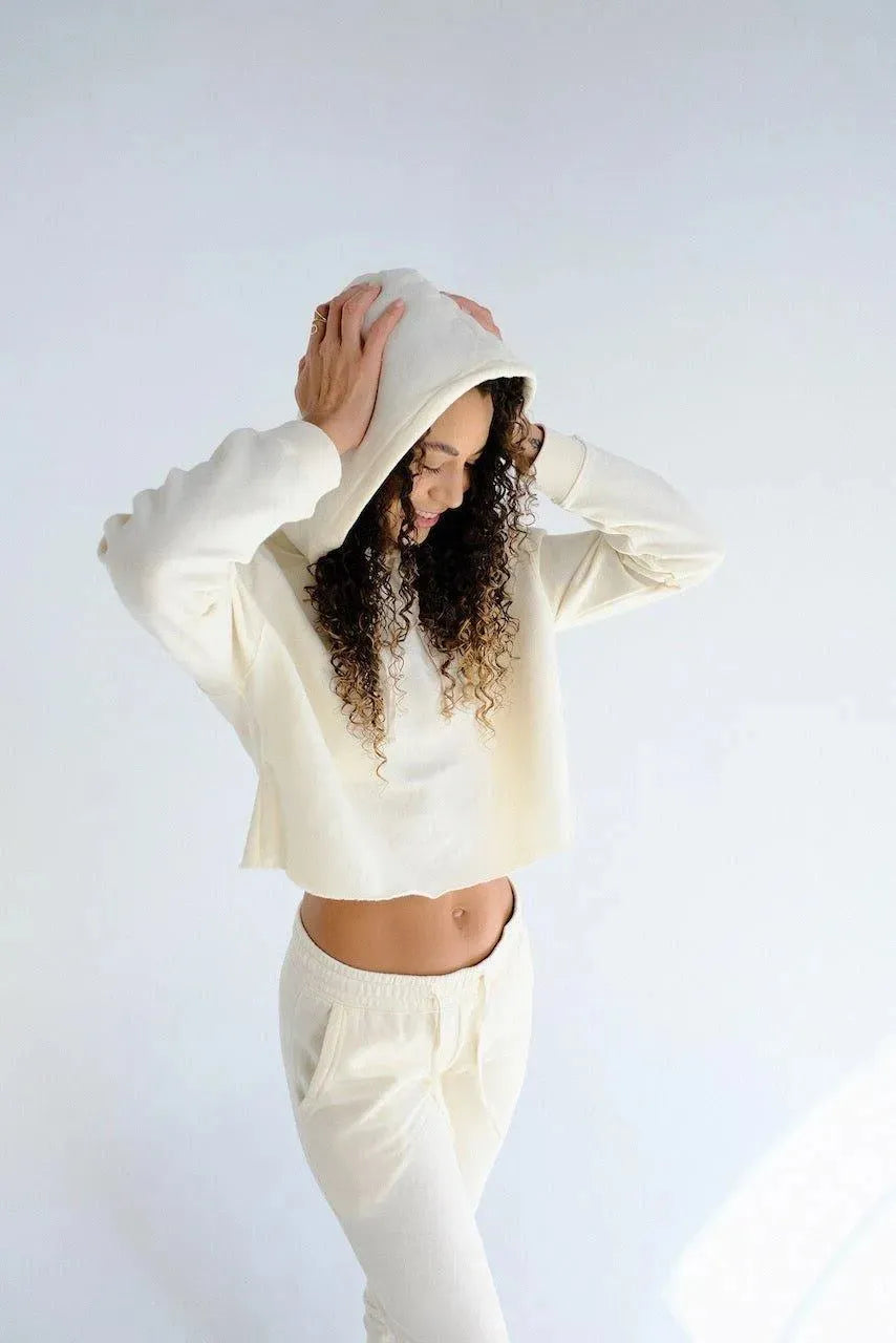 Apres Court Crop Pickleball Hoodie (Women's)